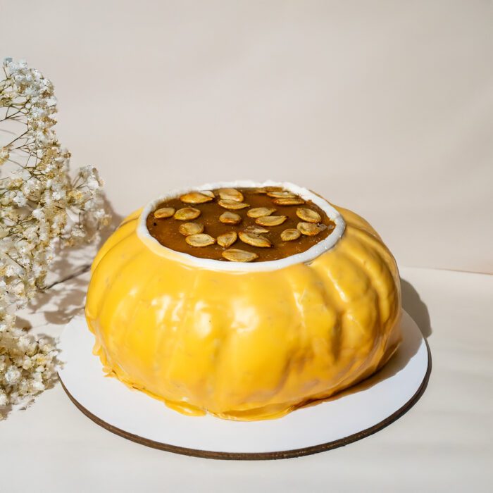 Pumpkin Moto Cake - 550g - Image 1